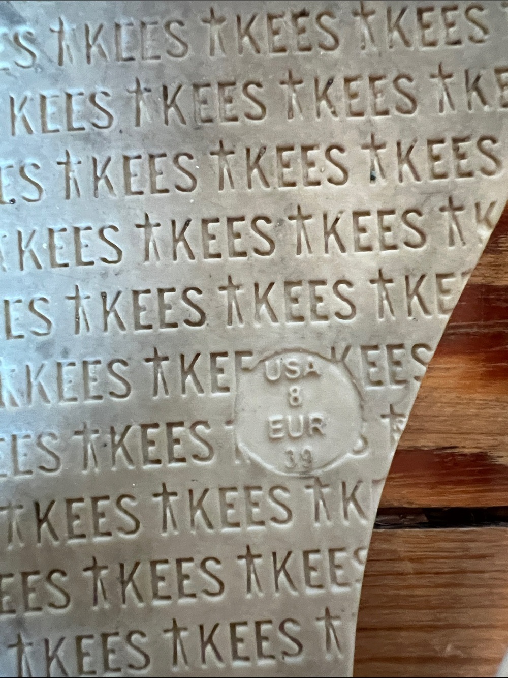 TKEES Riley Sandal Flips - Linen - Picture 7 of 8